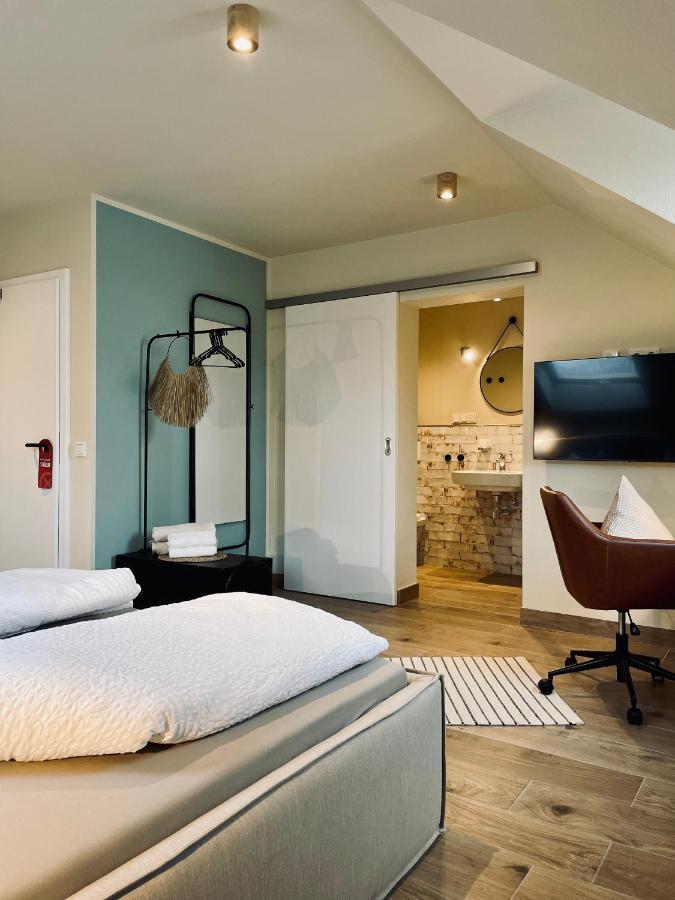 Hotel-Bistro-Europa Merchweiler Экстерьер фото