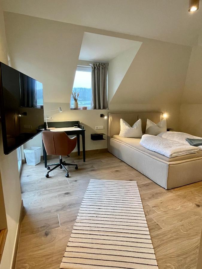 Hotel-Bistro-Europa Merchweiler Экстерьер фото